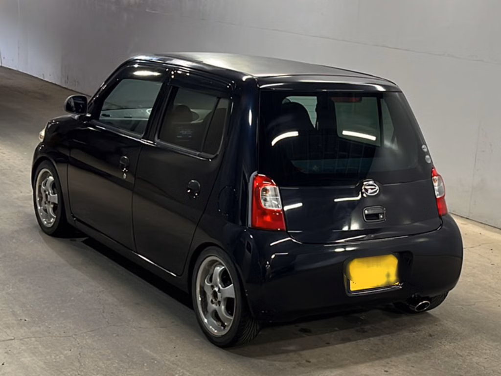 DAIHATSU ESSE