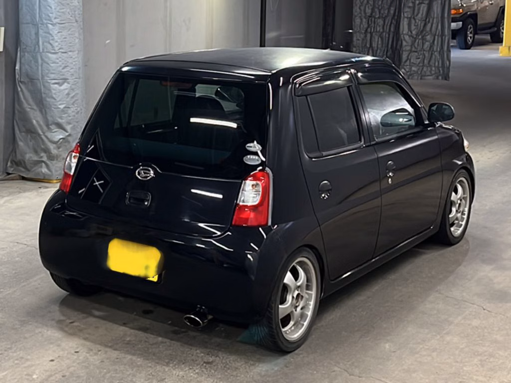 DAIHATSU ESSE