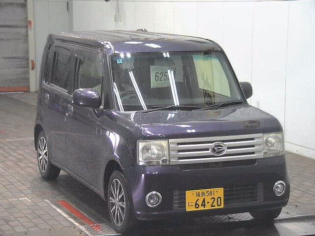 DAIHATSU MOVE CONTE