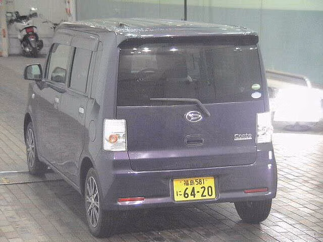 DAIHATSU MOVE CONTE