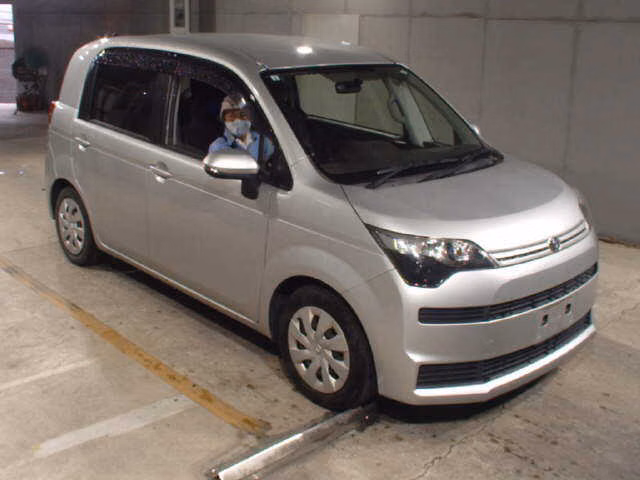 TOYOTA SPADE