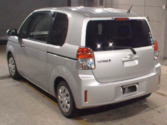 TOYOTA SPADE