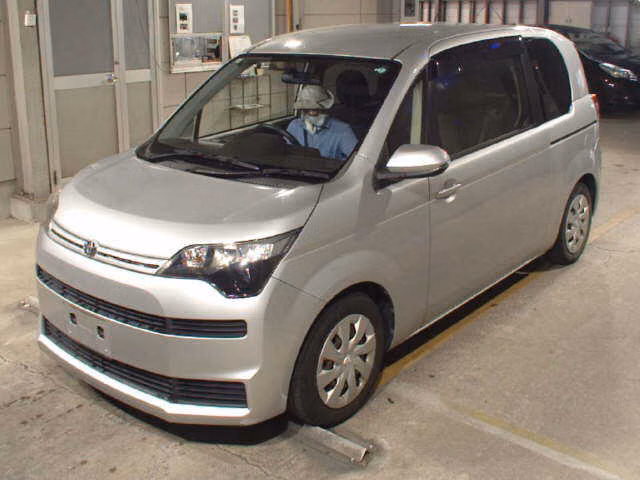 TOYOTA SPADE