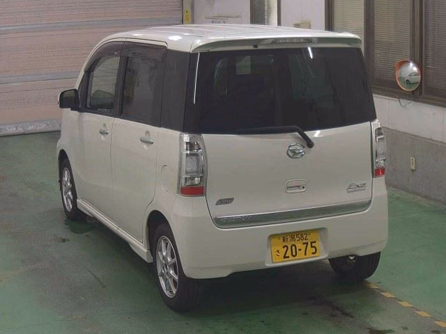 DAIHATSU TANTO EXE
