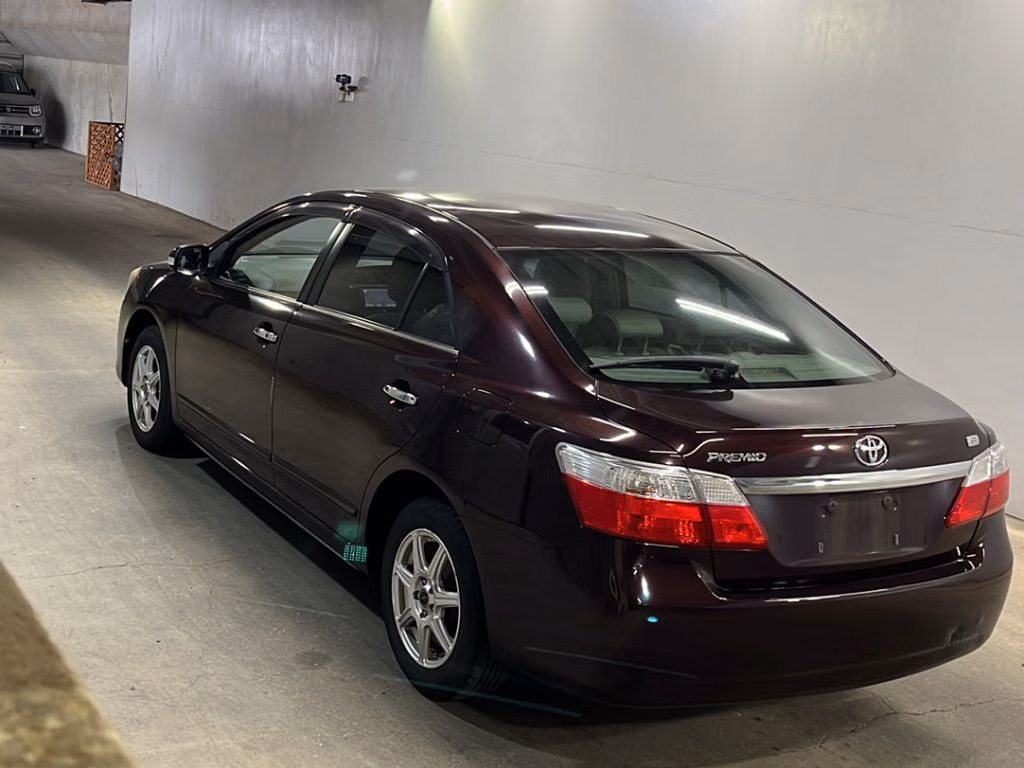 TOYOTA PREMIO