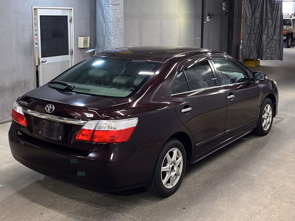TOYOTA PREMIO