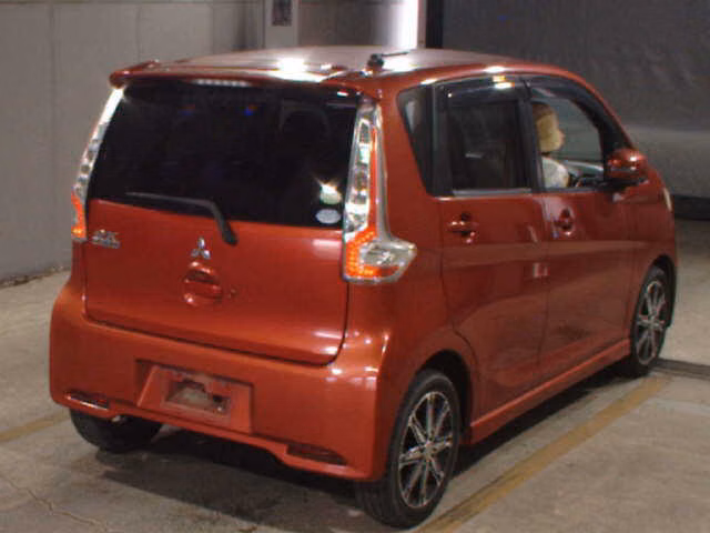 MITSUBISHI EK CUSTOM