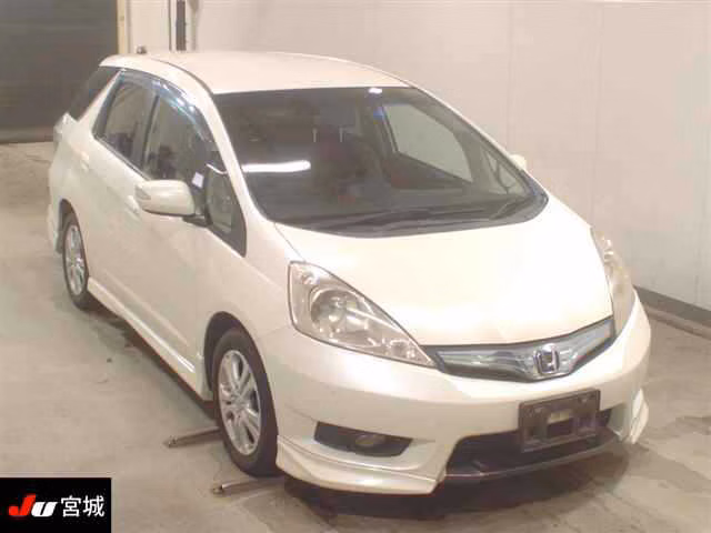 HONDA FIT SHUTTLE