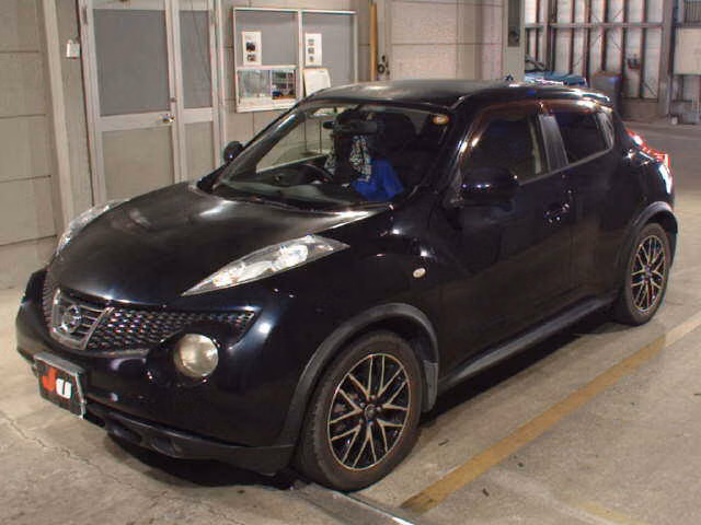 NISSAN JUKE