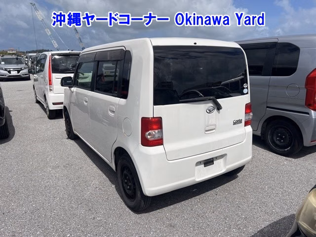 DAIHATSU MOVE CONTE