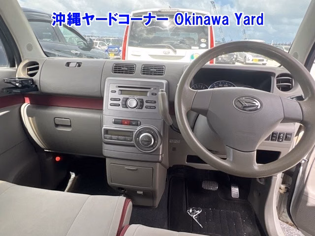 DAIHATSU MOVE CONTE