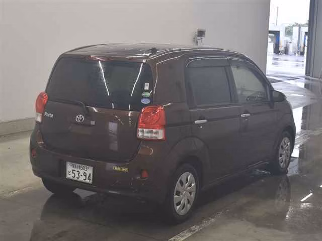 TOYOTA PORTE