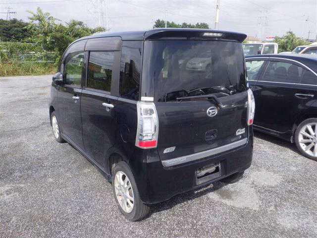 DAIHATSU TANTO EXE