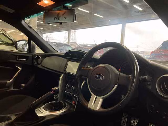 SUBARU BRZ