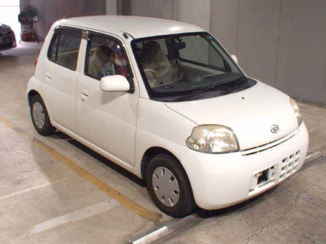 DAIHATSU ESSE