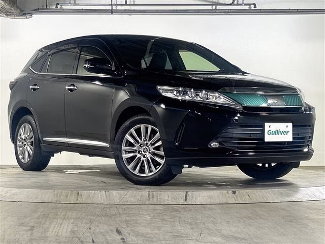 TOYOTA HARRIER