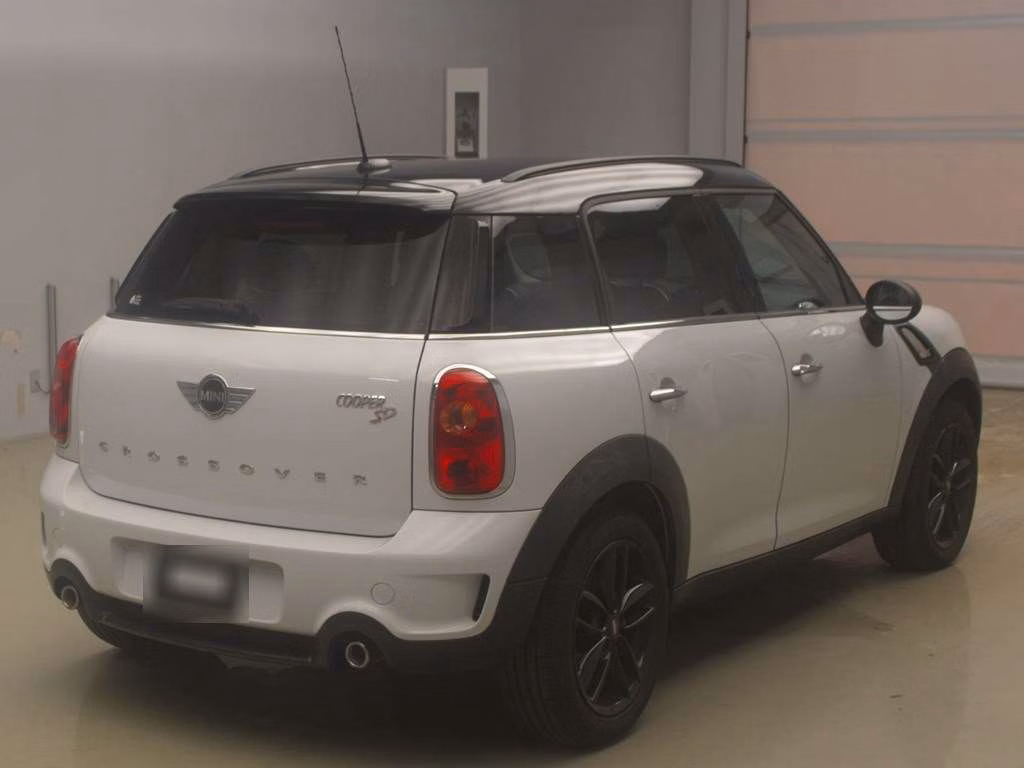 MINI CROSSOVER