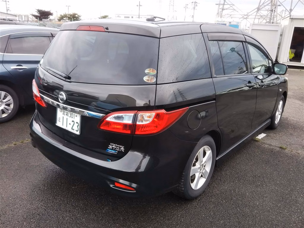 NISSAN LAFESTA