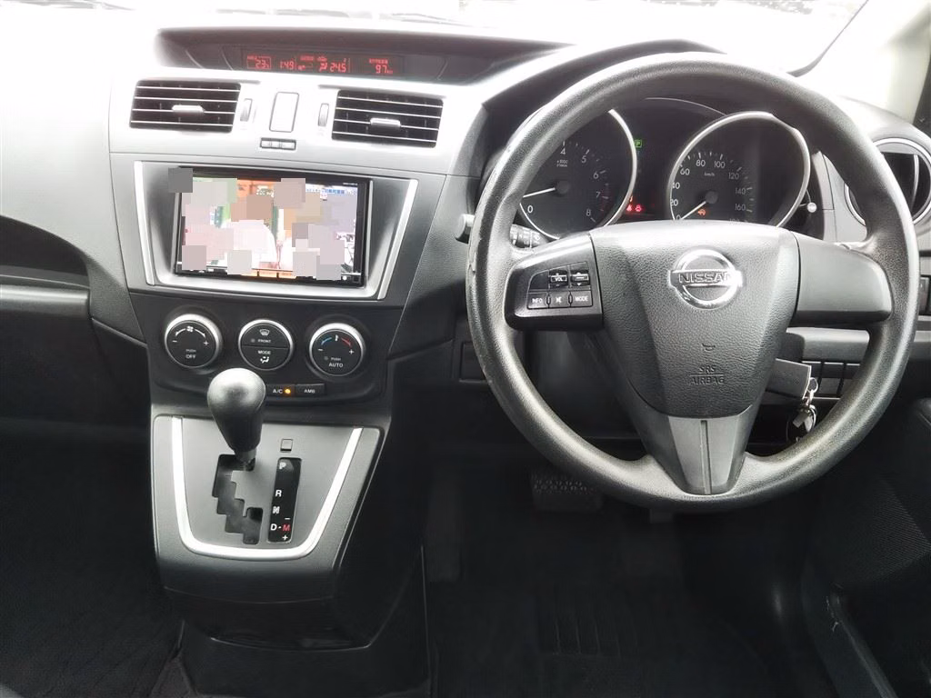 NISSAN LAFESTA