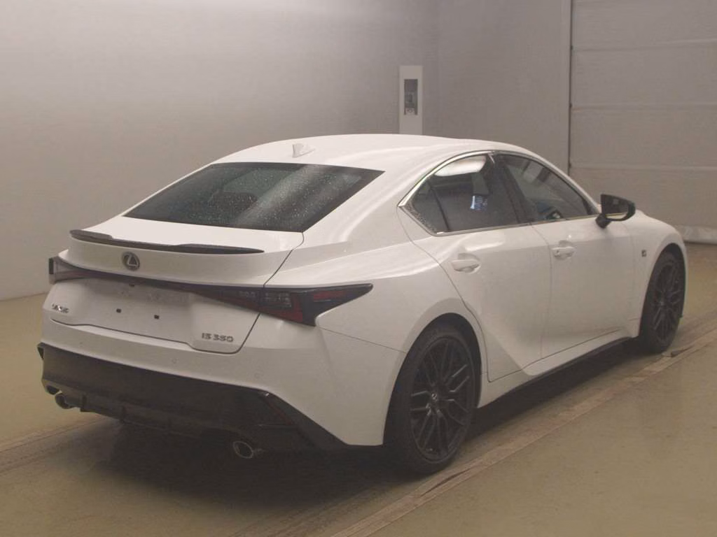LEXUS IS350