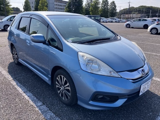 HONDA FIT SHUTTLE