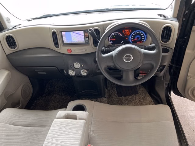 NISSAN CUBE