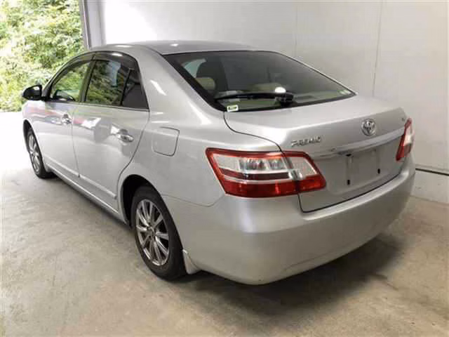 TOYOTA PREMIO