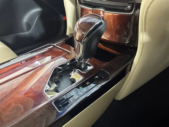 Toyota Crown Majesta