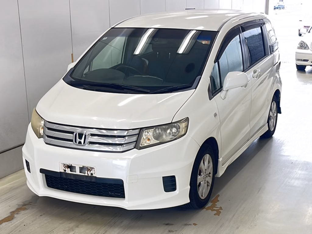 HONDA FREED SPIKE