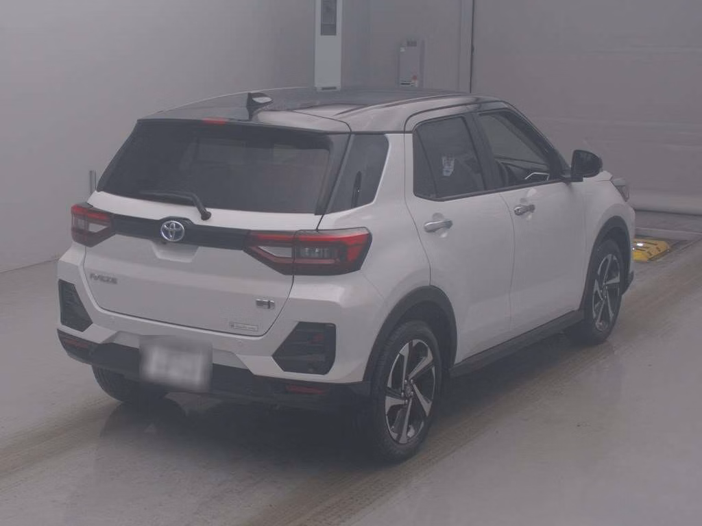 TOYOTA RAIZE