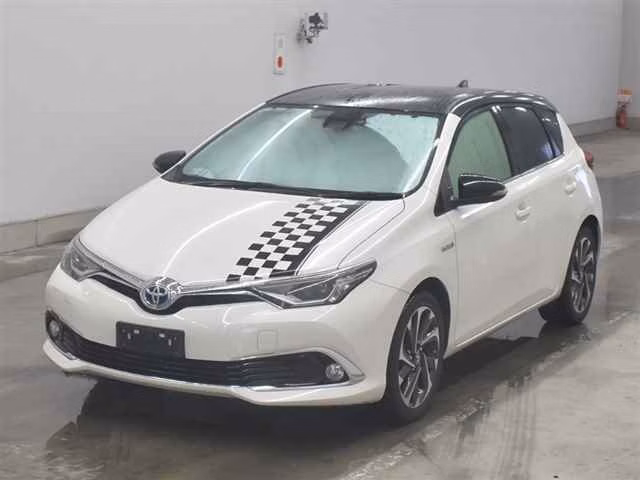 TOYOTA AURIS
