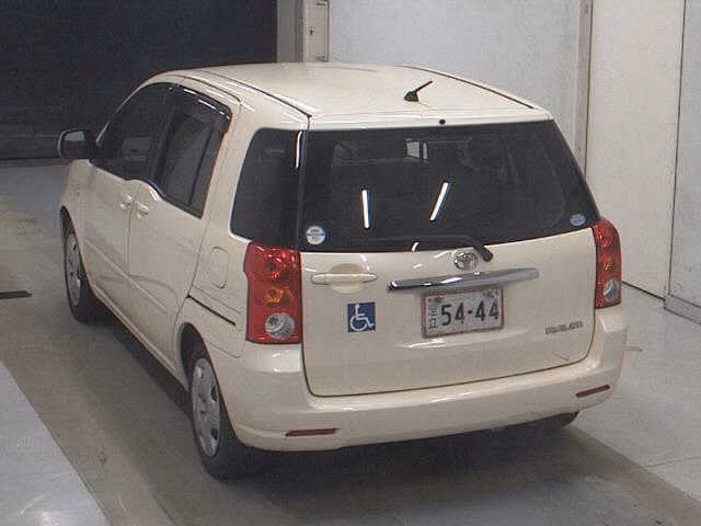 TOYOTA RAUM