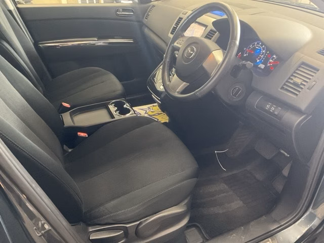 MAZDA MPV