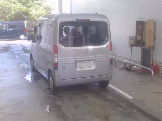 HONDA N-VAN