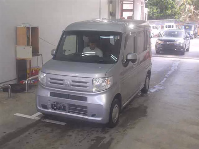 HONDA N-VAN
