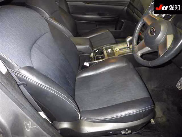 SUBARU LEGACY B4
