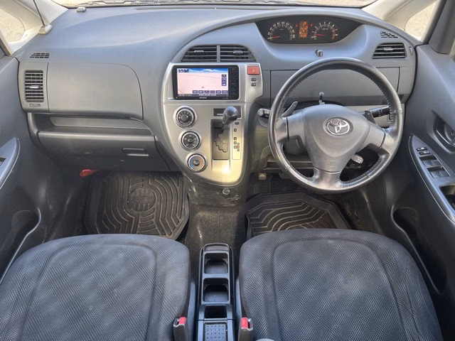 TOYOTA RACTIS