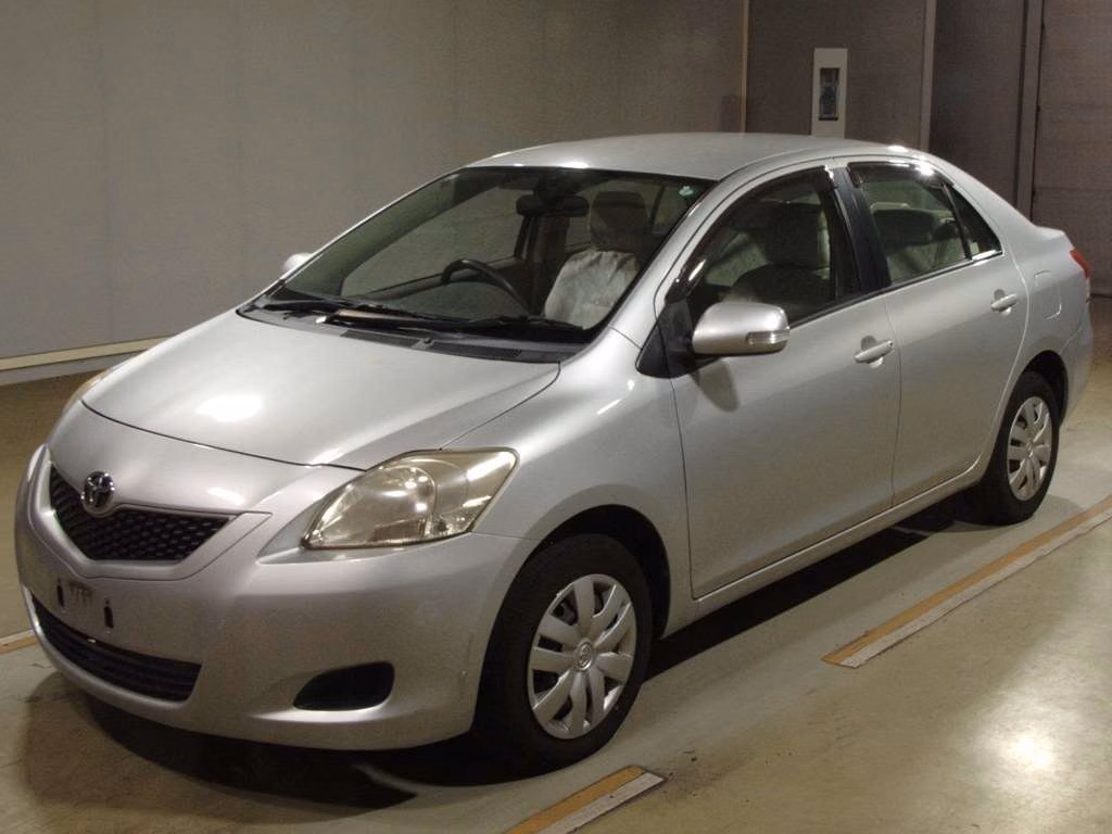 TOYOTA BELTA