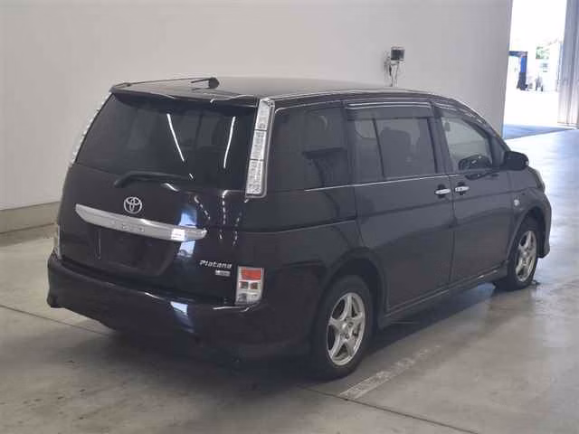 TOYOTA ISIS