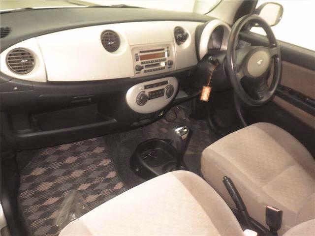 DAIHATSU MIRA GINO