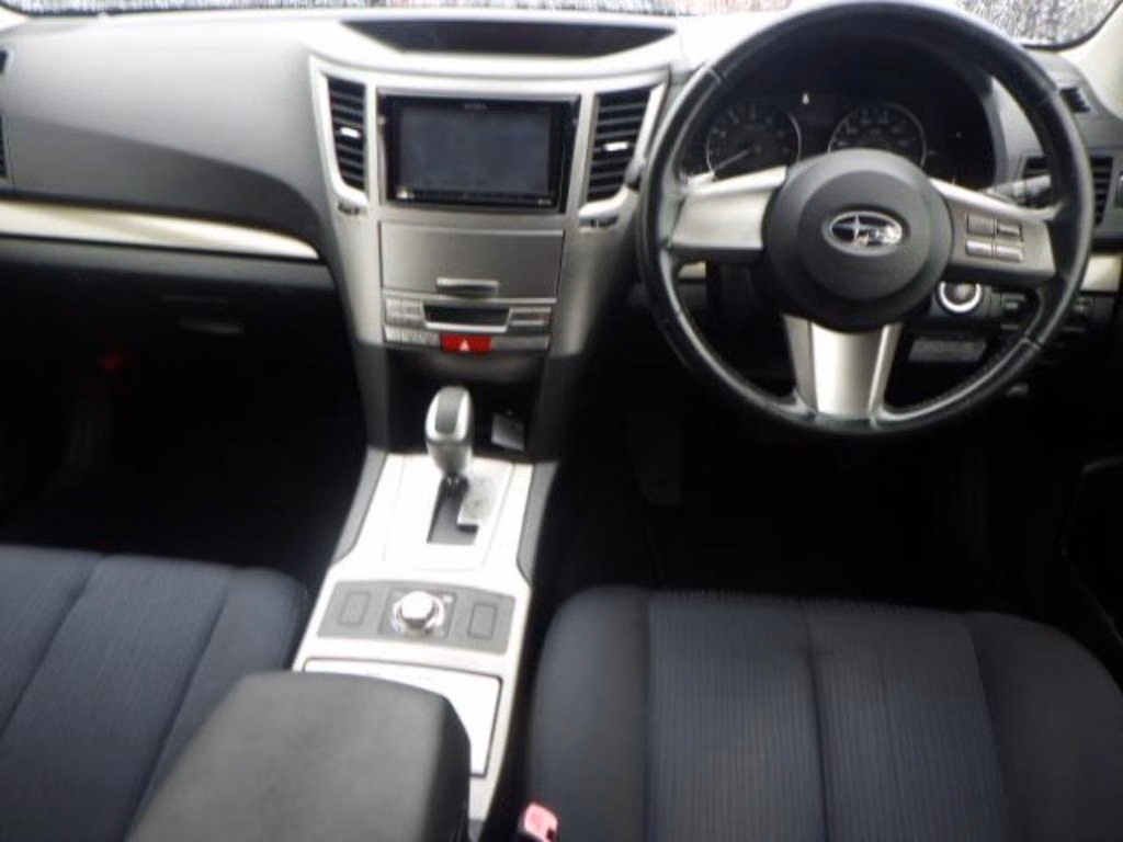 SUBARU LEGACY