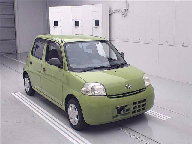 DAIHATSU ESSE