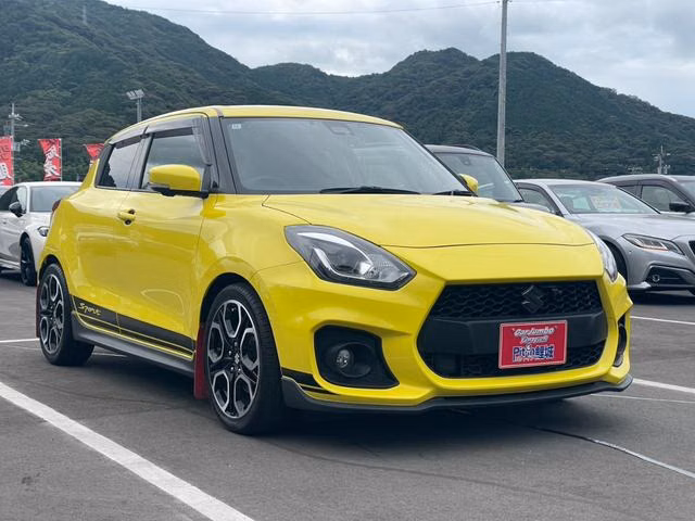 SUZUKI SWIFT