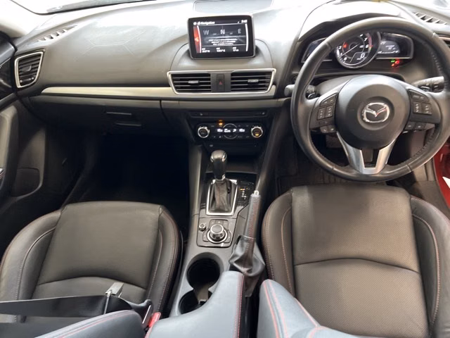 MAZDA AXELA