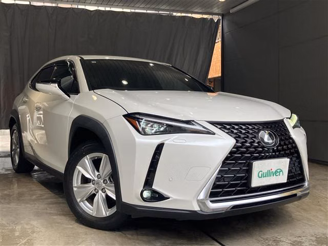 LEXUS UX200