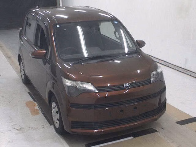 TOYOTA SPADE