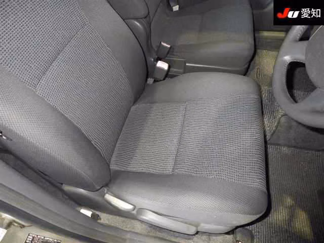 TOYOTA RAUM