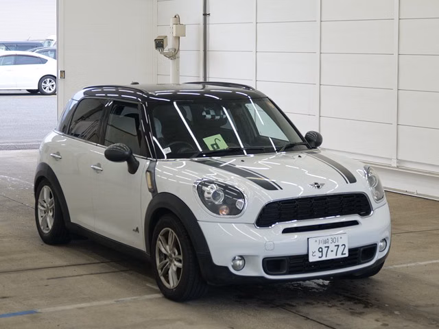 MINI CROSSOVER