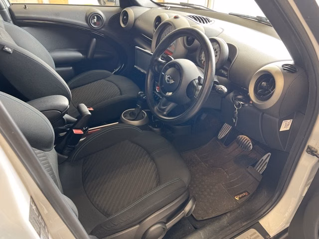 MINI CROSSOVER
