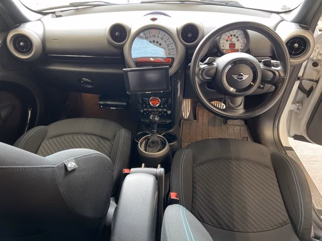 MINI CROSSOVER